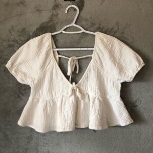 Mi ami White Crop Peplum Blouse Size L V-Neck Summer Beach Boho Festival